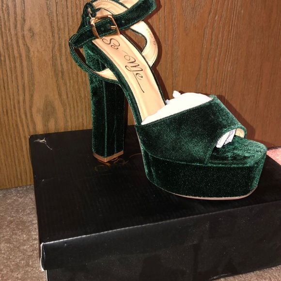 hunter green heels